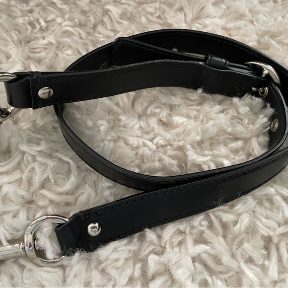 Coach Signature Collection Logo Fabric and Leather Hobo Handbag - Picture 8 of 12